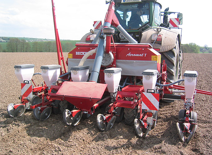 BeckerAeromat Farm-Line